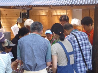 20120828_2353274